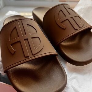 NEW. NEVER WORN :: Anine Bing Isla Slide Sandals